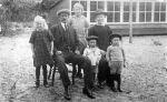 Dijkman Jakob 08-05-1894 met gezin.jpg